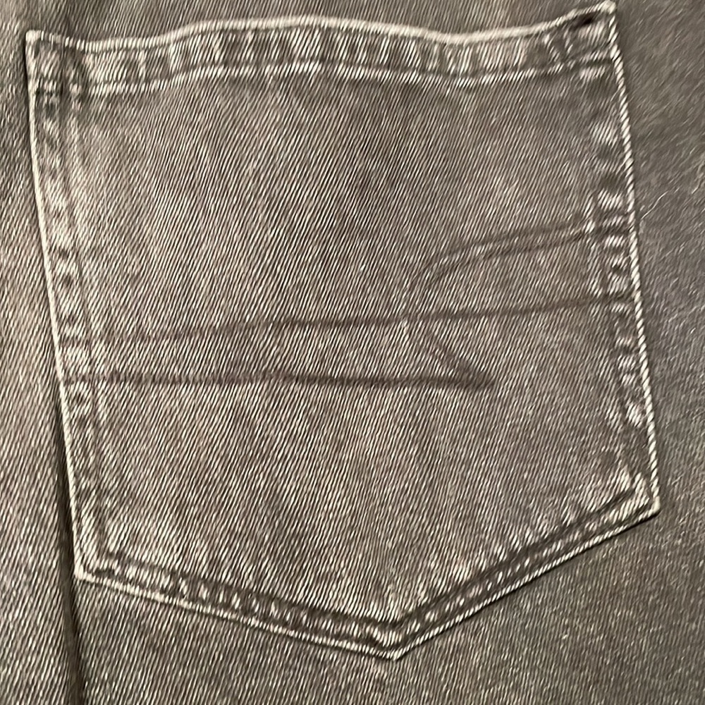 AMERICAN EAGLE DISTRESSED BLACK JEANS SIZE 20 - Picture 9 of 9